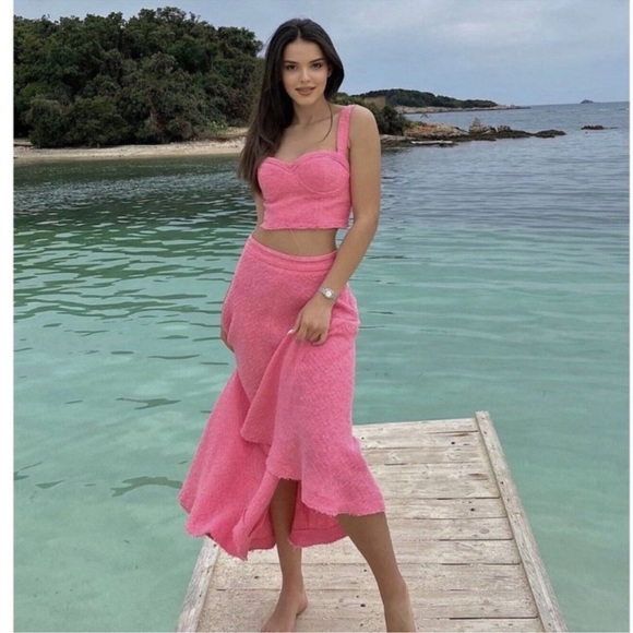 Zara Dresses & Skirts - Zara Pink Knit Midi Skirt